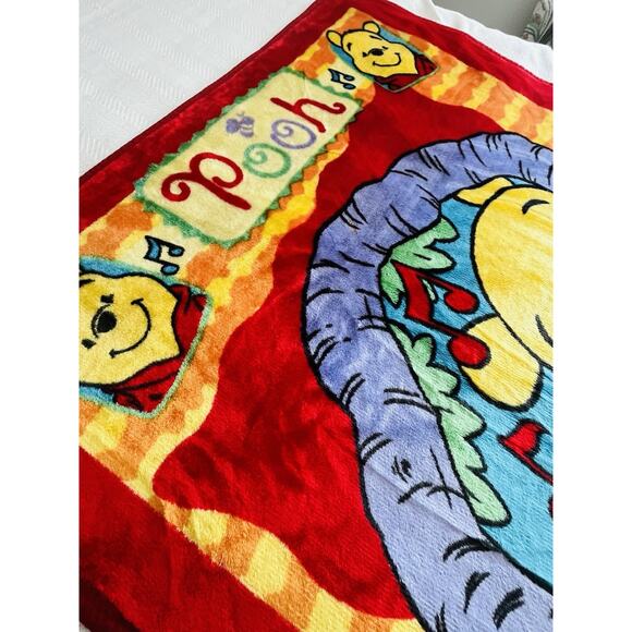 Vintage Winnie The Pooh Blanket Plush Purple Red Honey Bees Yellow Sweet Dreams - Picture 5 of 13